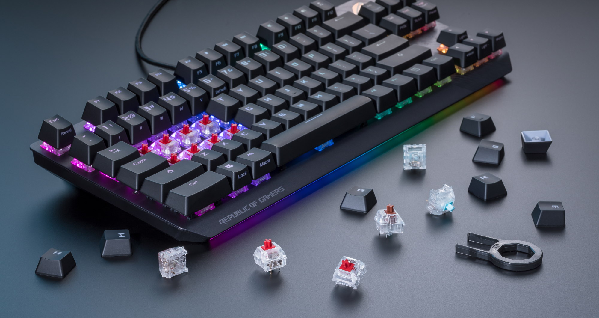 Qwertyqop Store -Qwertyqop Store 163236049082