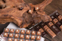 Búri Diamond Switch -Qwertyqop Store 910891463df00749b8cd83035945d63c cover1440