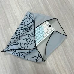 QQ Cloth -Qwertyqop Store IMG 5513