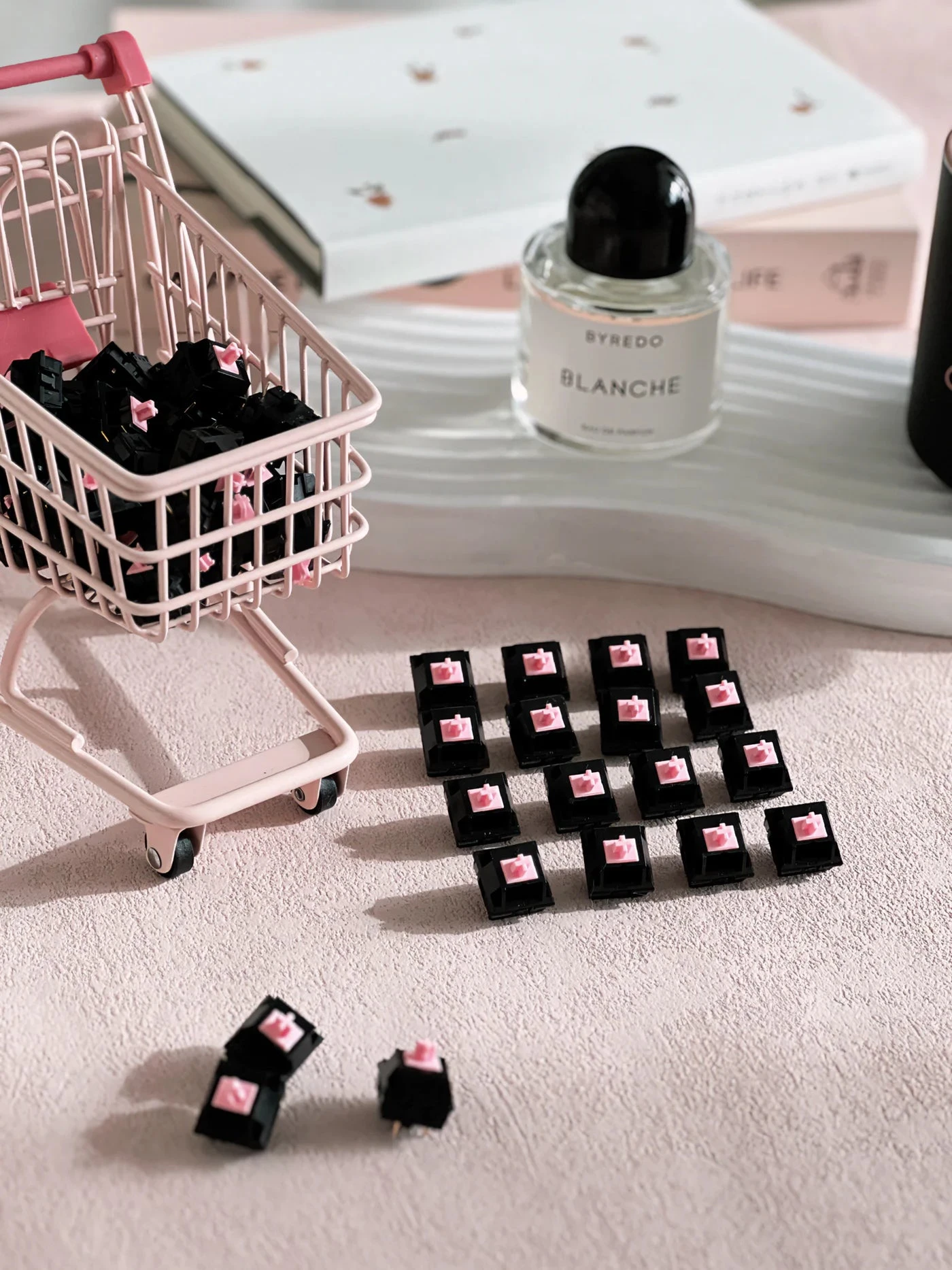 KTT Romance Switch 1 KTT Romance Switch